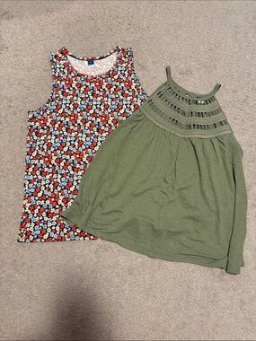 Bundle of 2 Old Navy Tank Tops